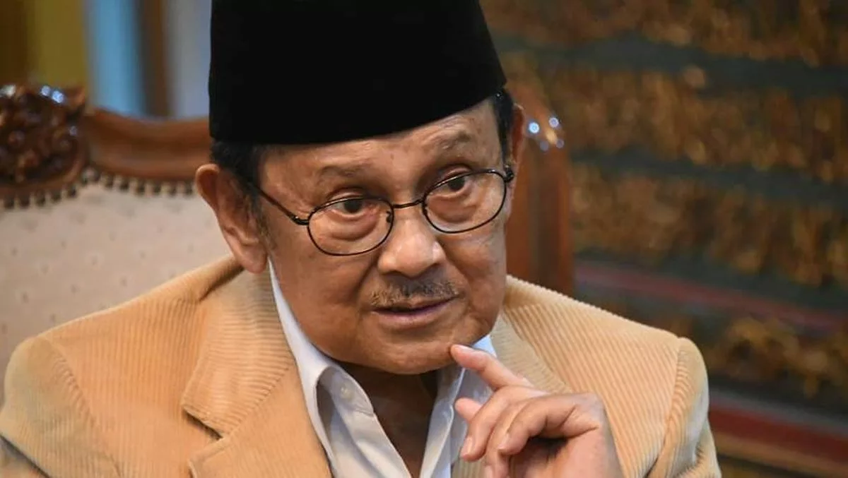 Kisah Inspiratif Pendidikan dari B.J. Habibie: Inovasi dan Pendidikan Teknik di Indonesia